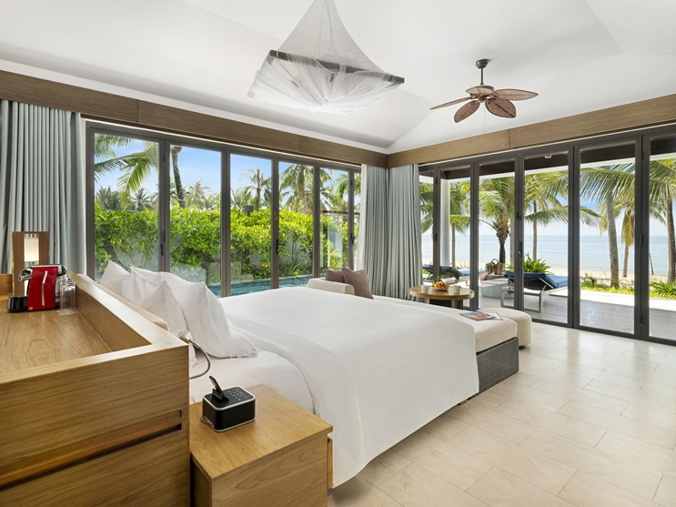 NPQ-Room-Deluxe%2Bbeachfront-2021%2B%25283%2529.jpg